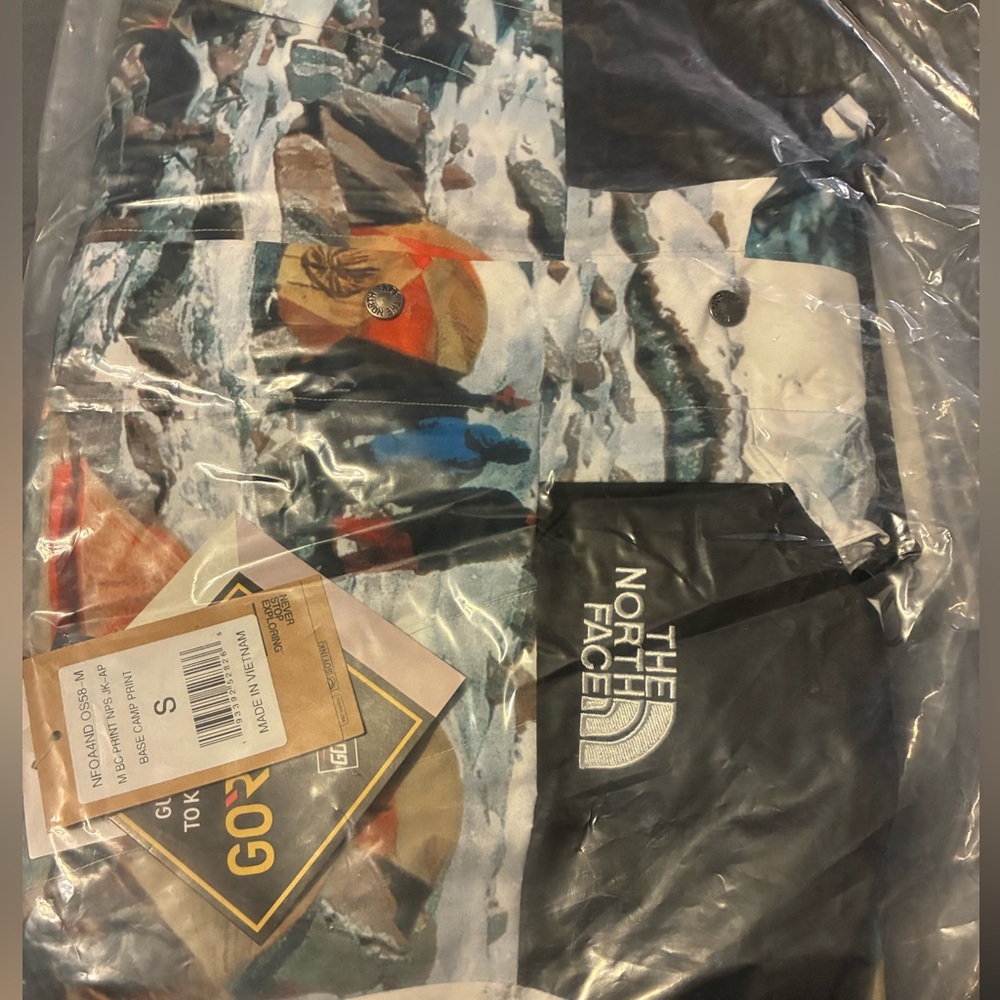 Men’s north face coat